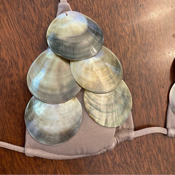 ANDI BAGUS Shell Bikini Top - Picture 4 of 10